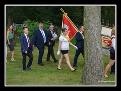 08-DSC_0208